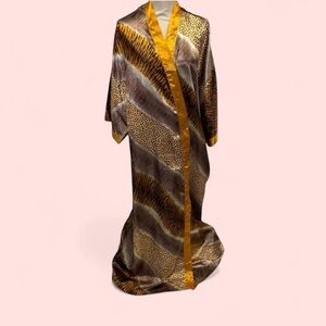 Vintage silky leopard robe pockets cozy sexy cougar mob wife golden old money